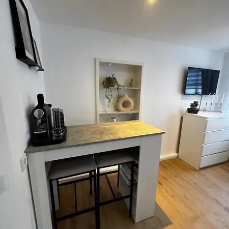 Bg Living & Hosting - Stilvolles Im Herzen Der Stadt - Wlan Inklusive * Tréveris